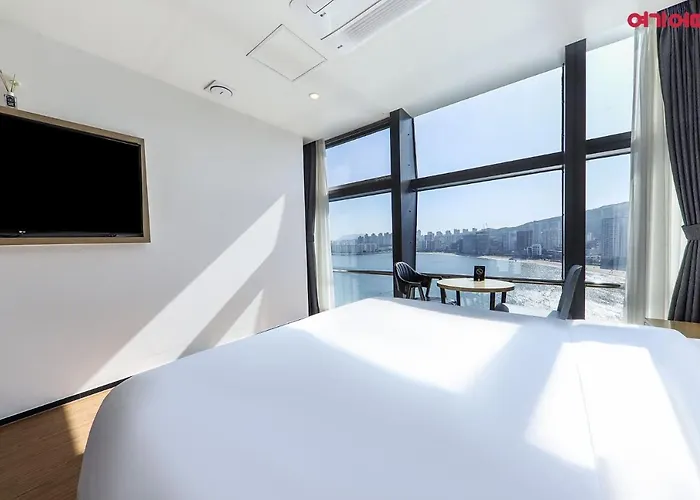 Отель Gwanganri Oceanview Пусан
