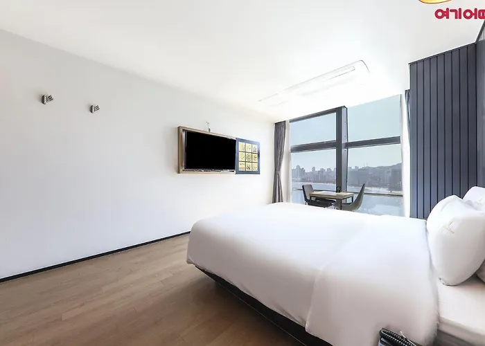 Gwanganri Oceanview Отель 2*